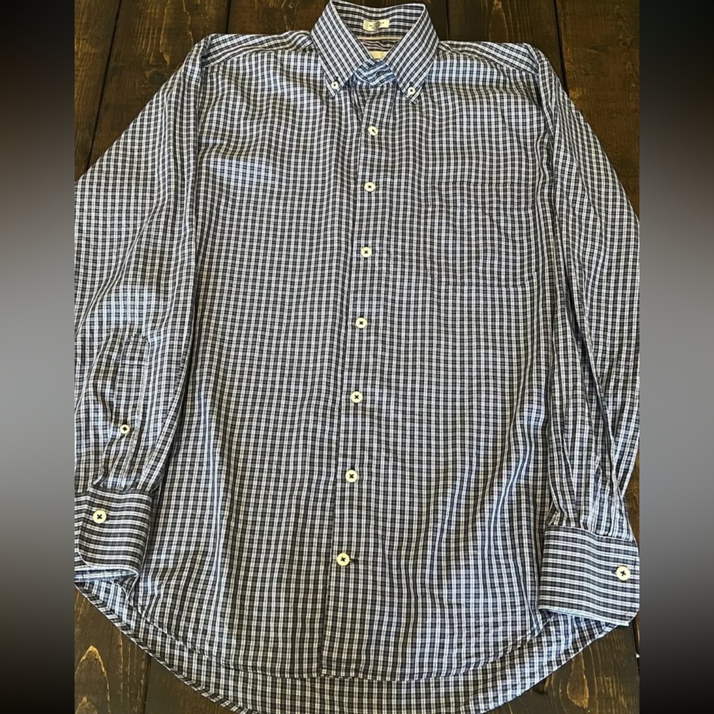 Peter Millar Men’s Medium Button Down Shirt